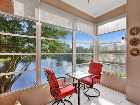 5102 NW 36th St #507, Lauderdale Lakes, FL 33319