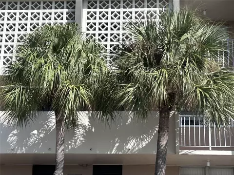 3051 NW 46th Ave #310, Lauderdale Lakes, FL 33313