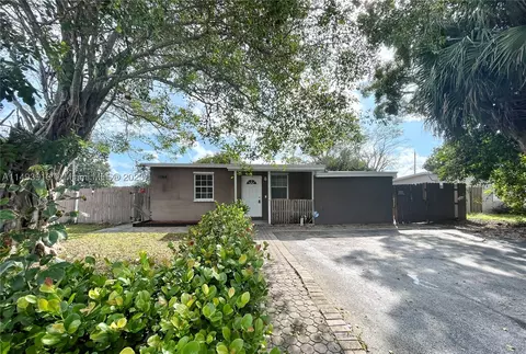 1764 NE 49th St, Pompano Beach, FL 33064