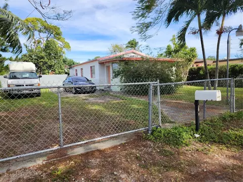 3245 NW 100, Miami, FL 33147