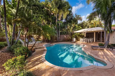 1437 NE 16th Ter, Fort Lauderdale, FL 33304