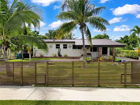 3300 SW 80th Ave, Miami, FL 33155