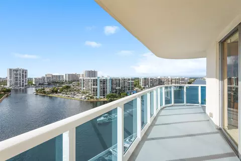 3800 S Ocean Dr #1105, Hollywood, FL 33019