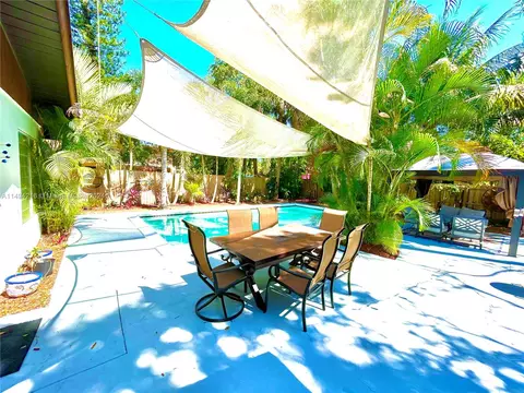 1708 SW 11th St, Fort Lauderdale, FL 33312