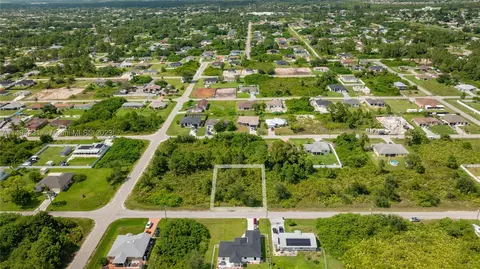 2614 12th St, Lehigh Acres, FL 33976
