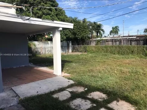 Undisclosed, Hialeah, FL 33010 photo 12