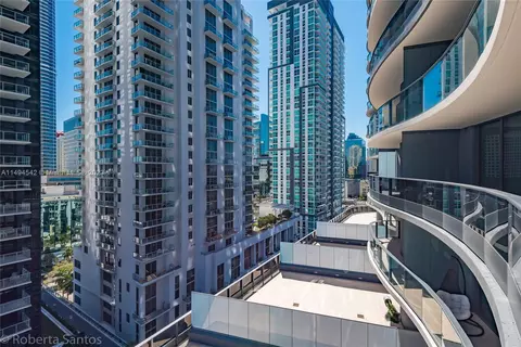 1000 Brickell Plz #2009, Miami, FL 33131