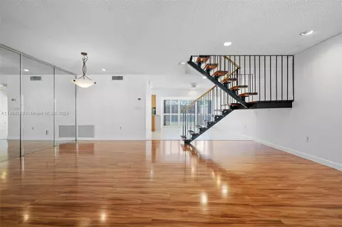 6506 Kendale Lakes Dr #309, Miami, FL 33183