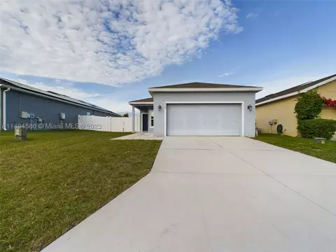 3268 Whispering Trl, Winter Haven, FL 33884