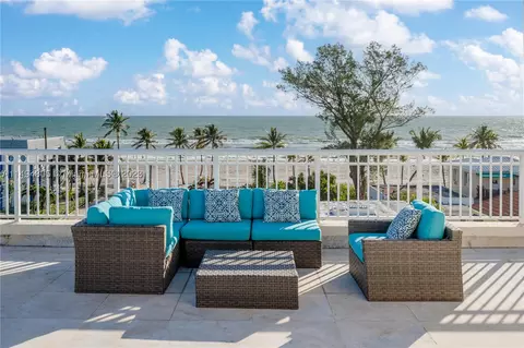 310 Jackson St, Hollywood, FL 33019