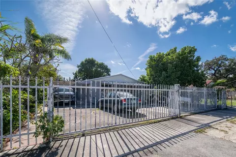 2974 NW 29th St, Miami, FL 33142