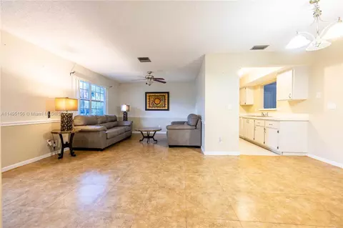 449 NE Redrock Ct, Port Saint Lucie, FL 34983