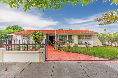 9861 SW 32nd St, Miami, FL 33165