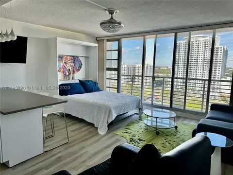 1720 Harrison St #16G, Hollywood, FL 33020