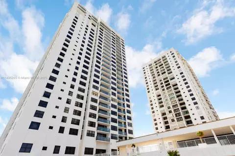 2401 S Ocean Dr #607, Hollywood, FL 33019