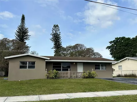 2821 NW 24th Ave, Oakland Park, FL 33311