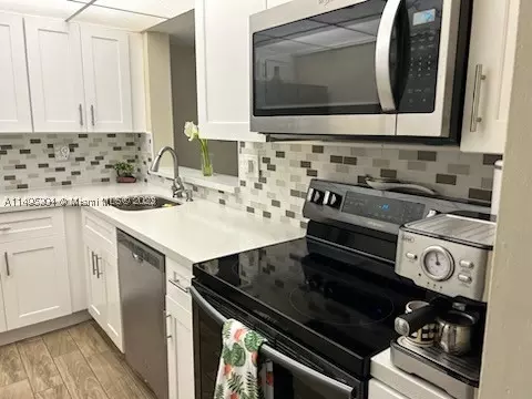 8650 SW 133rd Ave Rd #203, Miami, FL 33183