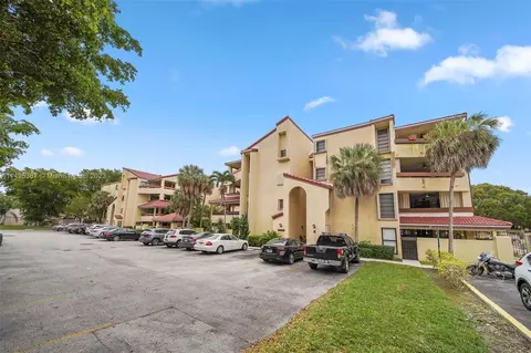 8860 SW 123rd Ct #K206, Miami, FL 33186