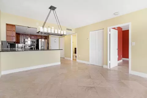 2501 Brickell Ave #1209, Miami, FL 33129