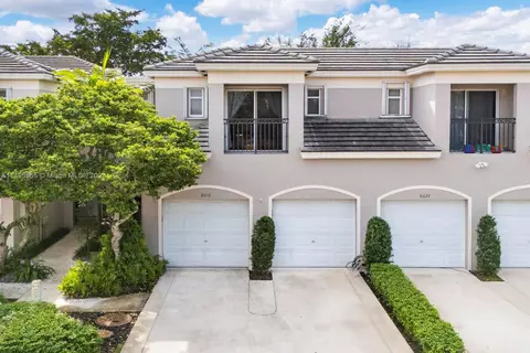 8616 SW 139th Ter, Palmetto Bay, FL 33158