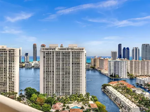2000 Island Blvd #2902, Aventura, FL 33160