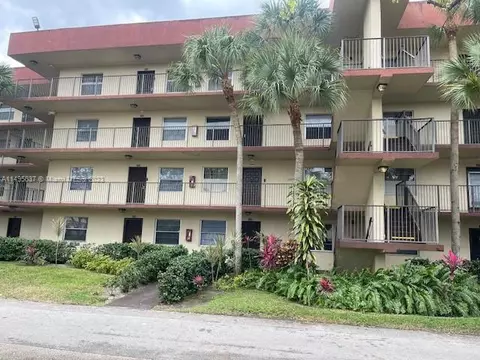 3361 NW 47th Ter #319, Lauderdale Lakes, FL 33319