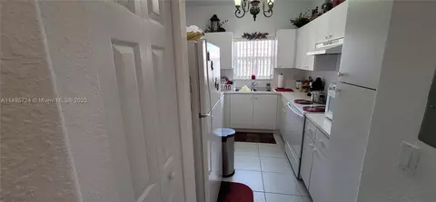 405 W 69th Pl, Hialeah, FL 33014 photo 23