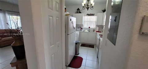 405 W 69th Pl, Hialeah, FL 33014 photo 22