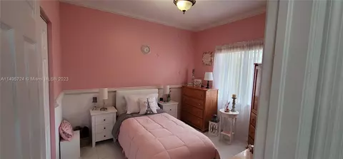 405 W 69th Pl, Hialeah, FL 33014 photo 17