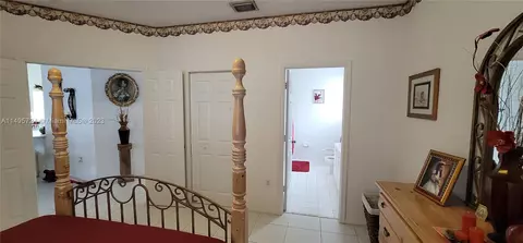 405 W 69th Pl, Hialeah, FL 33014 photo 36