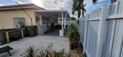 405 W 69th Pl, Hialeah, FL 33014 photo 47