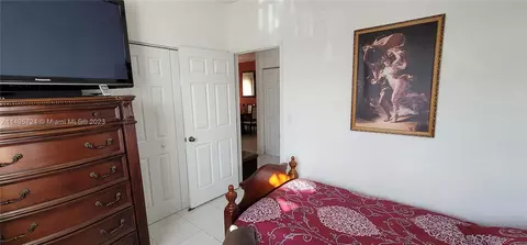 405 W 69th Pl, Hialeah, FL 33014 photo 14
