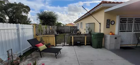 405 W 69th Pl, Hialeah, FL 33014 photo 46