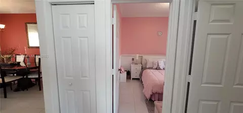 405 W 69th Pl, Hialeah, FL 33014 photo 15