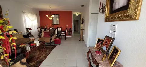 405 W 69th Pl, Hialeah, FL 33014 photo 8