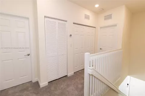 Entry Way - 10038 W 32nd Ln, Hialeah, FL 33018 photo 3 of 3