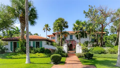 125 E Lakewood Rd, West Palm Beach, FL 33405