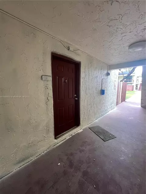 8303 SW 142nd Ave #D104, Miami, FL 33183