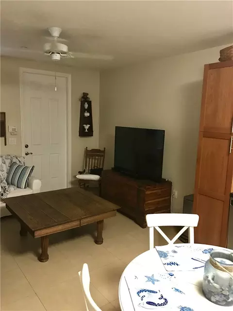 7620 Carlyle Ave #401, Miami Beach, FL 33141