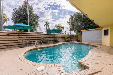 1013 N 13th Ter, Hollywood, FL 33019
