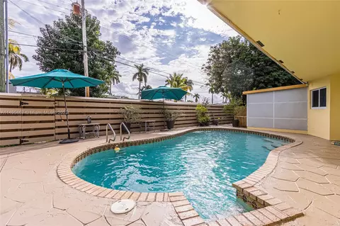 1013 N 13th Ter, Hollywood, FL 33019