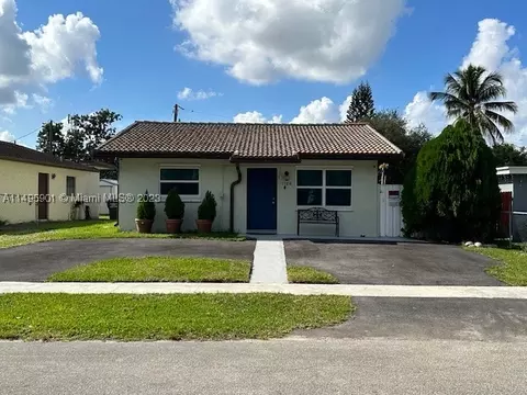 1108 N 61st Ave, Hollywood, FL 33024