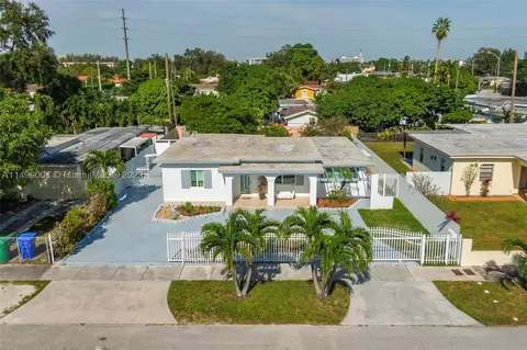 6721 SW 5th St, Miami, FL 33144