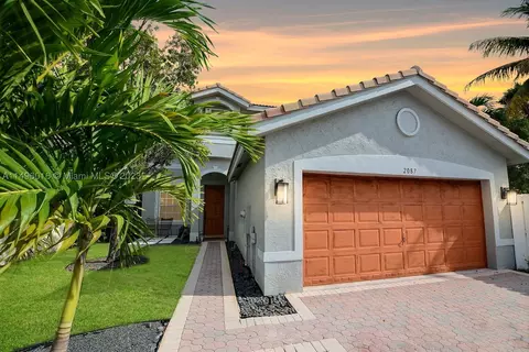 2087 SW 159th Ter, Miramar, FL 33027