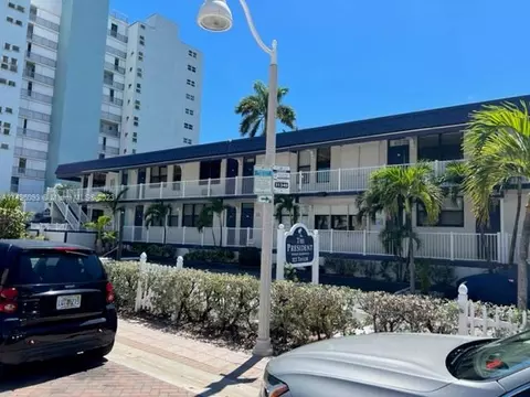 322 Taylor St #1D, Hollywood, FL 33019