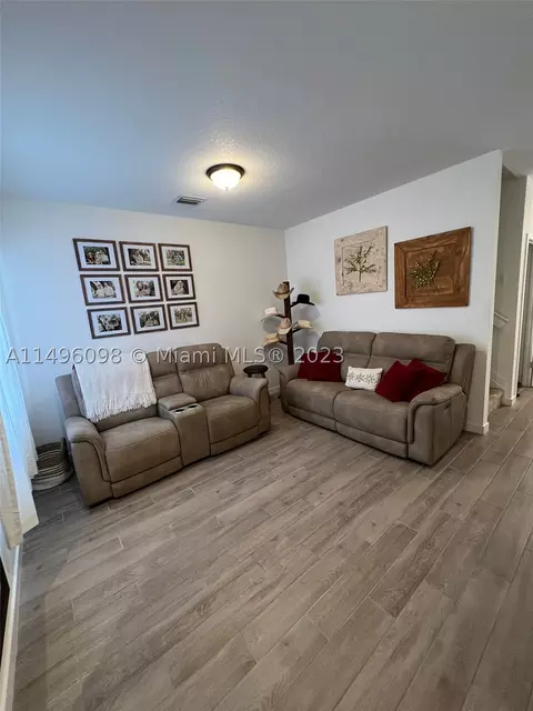 1067 SE 23rd Ter #1067, Homestead, FL 33035