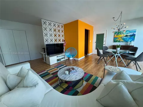 1400 Pennsylvania Ave #8, Miami Beach, FL 33139
