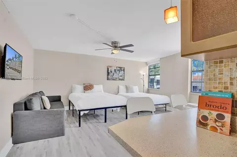 710 Washington Ave #225, Miami Beach, FL 33139