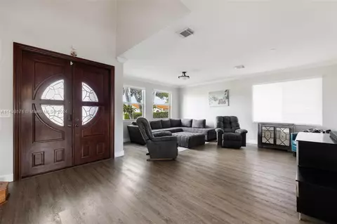 13402 SW 6th St, Miami, FL 33184 photo 4