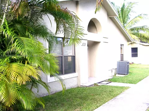 6725 SW 152nd Pl #46-25, Miami, FL 33193